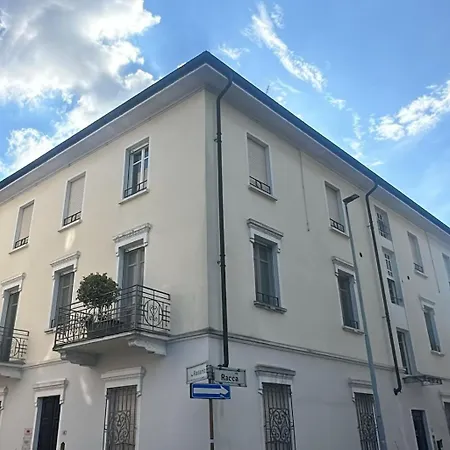 Casa Camillo Novara